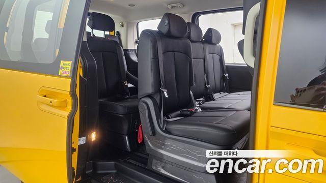 Hyundai Staria HEV 1.6T Kinder Safety Car 11-Seater 2026 — фото 15