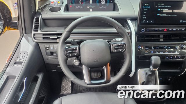 Hyundai Staria HEV 1.6T Kinder Safety Car 11-Seater 2026 — фото 17