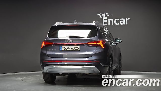 Hyundai Santa Fe Diesel 2.2 2WD Calligraphy 2021 — фото 4