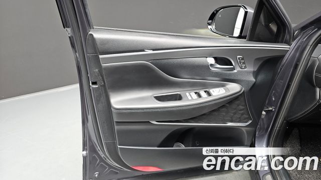 Hyundai Santa Fe Diesel 2.2 2WD Calligraphy 2021 — фото 24