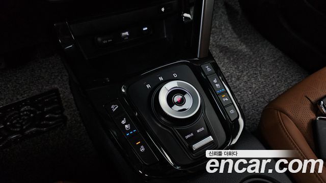 Kia Seltos Gasoline 1.6 Turbo 4WD Signature 2024 — фото 9