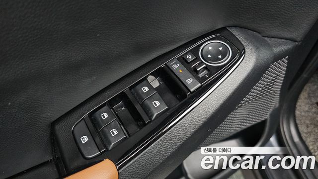Kia Seltos Gasoline 1.6 Turbo 4WD Signature 2024 — фото 17