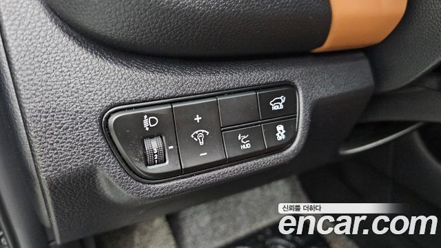 Kia Seltos Gasoline 1.6 Turbo 4WD Signature 2024 — фото 18