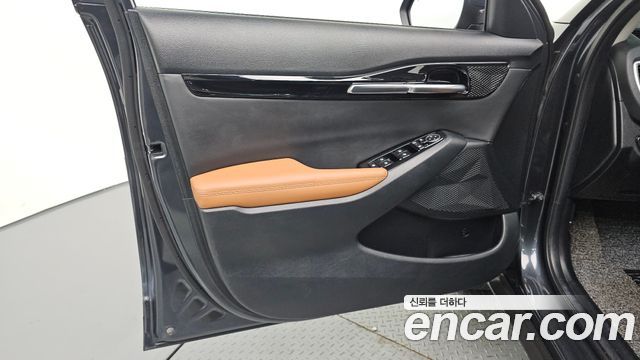 Kia Seltos Gasoline 1.6 Turbo 4WD Signature 2024 — фото 24