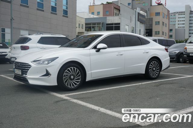 Hyundai Sonata Hybrid (DN8) Premium Plus 2022 — фото 2