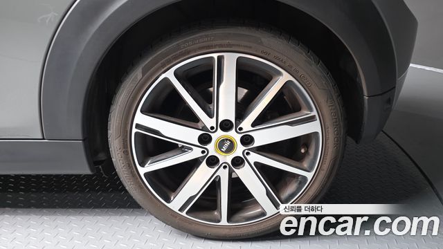MINI Cooper Electric SE Classic 3rd 2022 — фото 5
