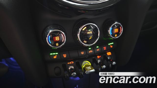 MINI Cooper Electric SE Classic 3rd 2022 — фото 16