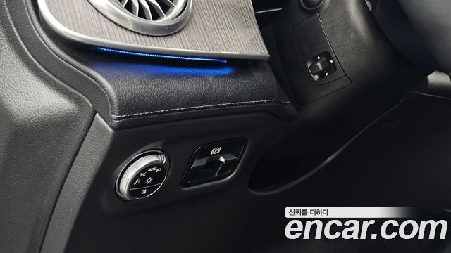 Mercedes-Benz EQS SUV (X296) EQS450 4MATIC 2023 — фото 31