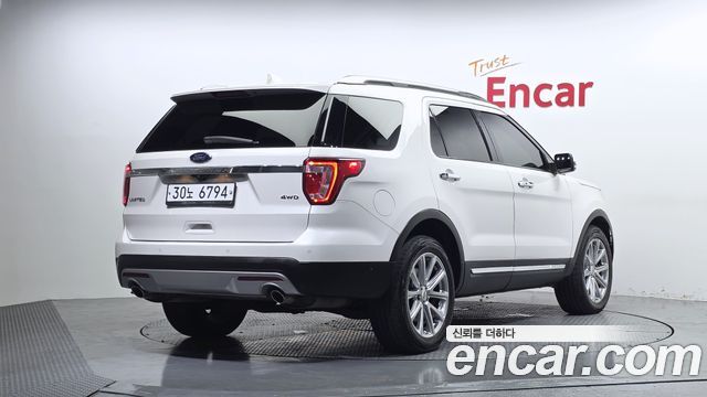 Ford Explorer 3.5 Limited 4WD 5th 2016 — фото 2