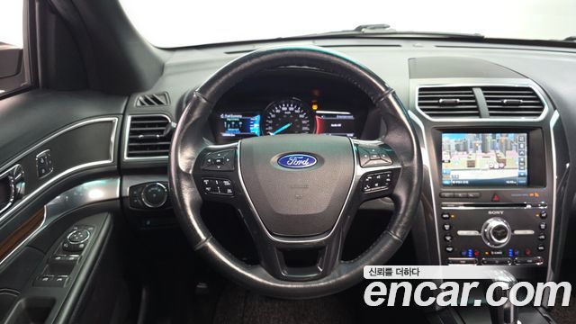 Ford Explorer 3.5 Limited 4WD 5th 2016 — фото 13