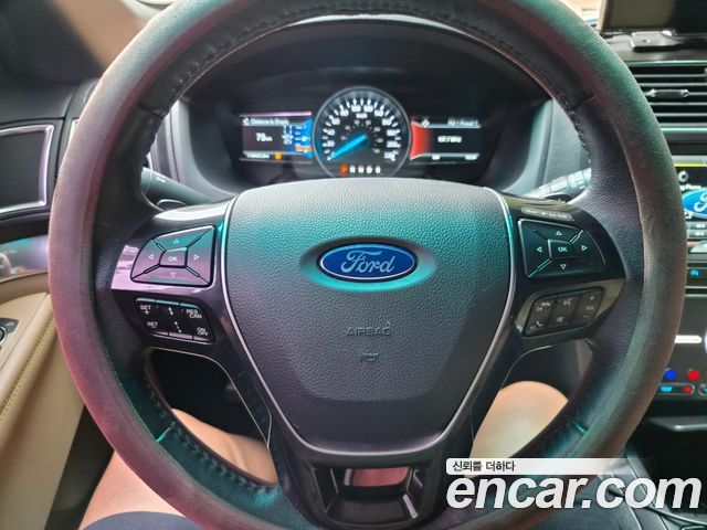 Ford Explorer 2.3 Limited 4WD 5th 2016 — фото 16