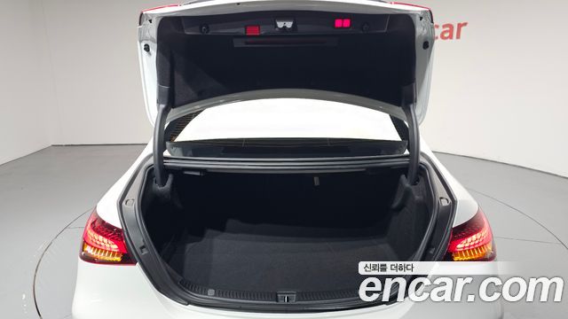 Mercedes-Benz E-Class (W213) E250 Exclusive 2021 — фото 33