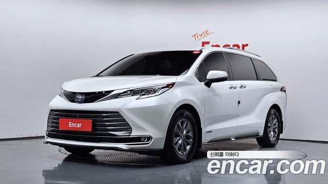 Toyota Sienna (IV) 2.5 Hybrid AWD 2021 — фото 1