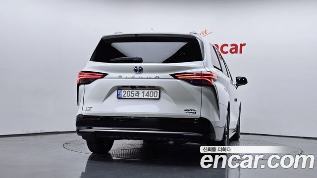 Toyota Sienna (IV) 2.5 Hybrid AWD 2021 — фото 4