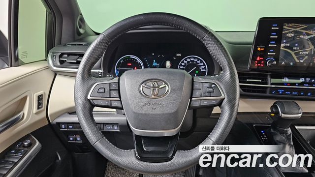 Toyota Sienna (IV) 2.5 Hybrid AWD 2021 — фото 12