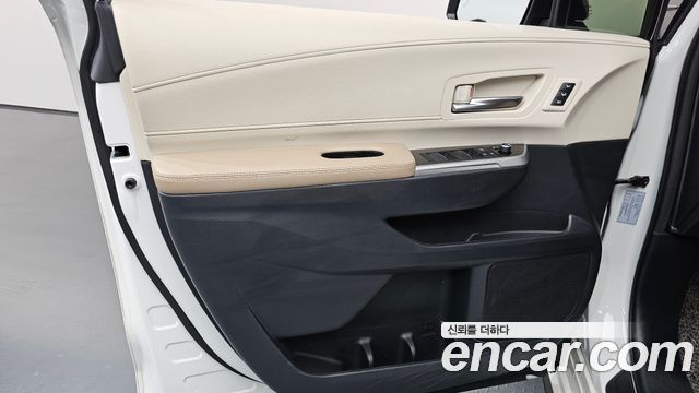Toyota Sienna (IV) 2.5 Hybrid AWD 2021 — фото 24