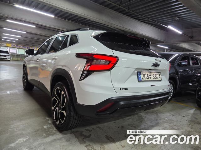 Chevrolet Trax Crossover 1.2 RS Plus 2024 — фото 2