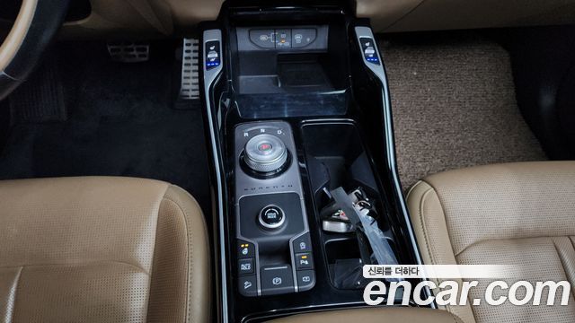 Kia Sorento (IV) Gasoline 2.5T 2WD Signature 2024 — фото 9