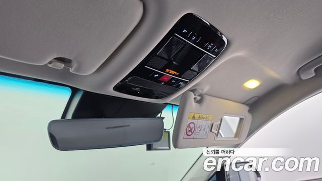Hyundai Grandeur (GN7) 2,5 Gasoline 2WD Premium 2023 — фото 16