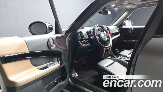 MINI Cooper Countryman HIGH 2nd 2020 — фото 10