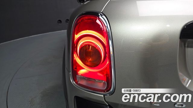 MINI Cooper Countryman HIGH 2nd 2020 — фото 23