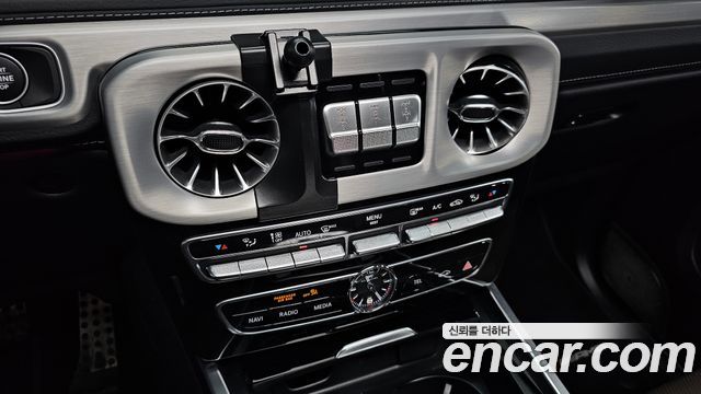 Mercedes-Benz G-Class (W463b) AMG G63 2024 — фото 31