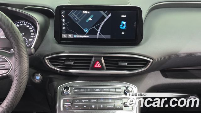 Hyundai Santa Fe Diesel 2.2 2WD Prestige 2021 — фото 17