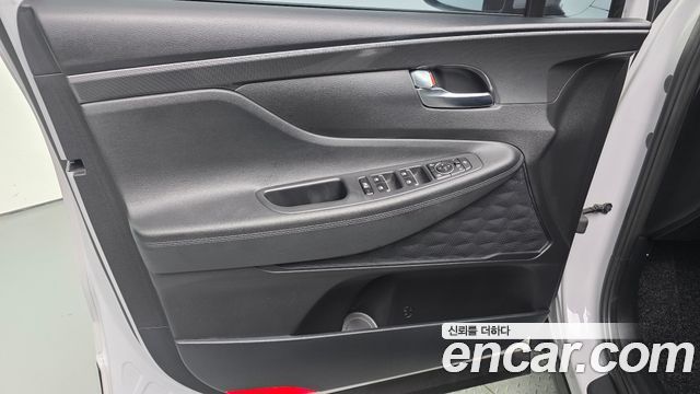 Hyundai Santa Fe Diesel 2.2 2WD Prestige 2021 — фото 24