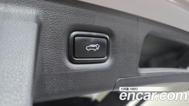 Hyundai Santa Fe Diesel 2.2 2WD Prestige 2021 — фото 31