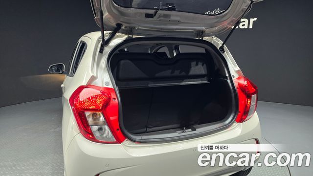Chevrolet Spark LT 2019 — фото 18