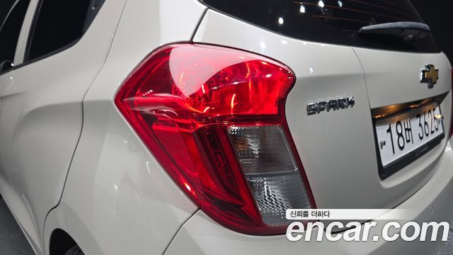 Chevrolet Spark LT 2019 — фото 23