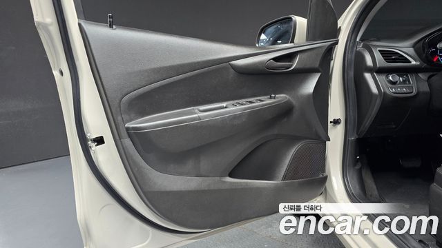 Chevrolet Spark LT 2019 — фото 24