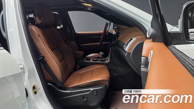 Jeep Grand Cherokee 3.6 Summit WK2 2020 — фото 11