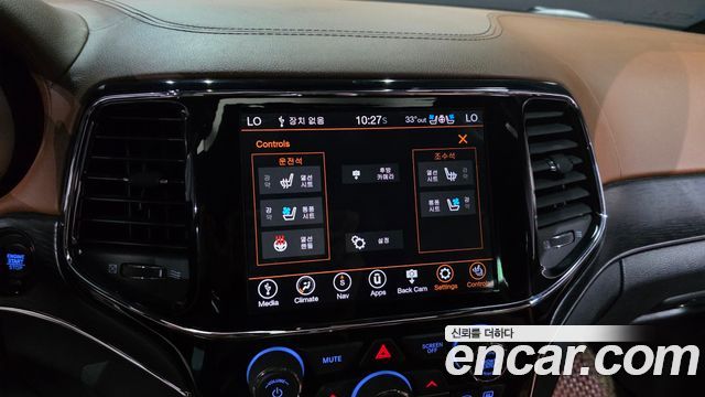 Jeep Grand Cherokee 3.6 Summit WK2 2020 — фото 16
