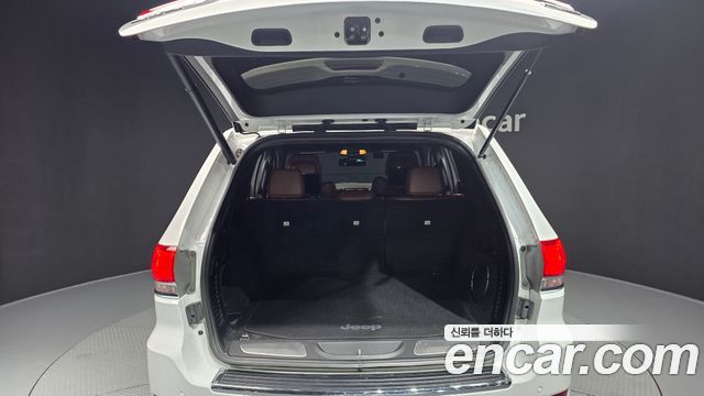 Jeep Grand Cherokee 3.6 Summit WK2 2020 — фото 20