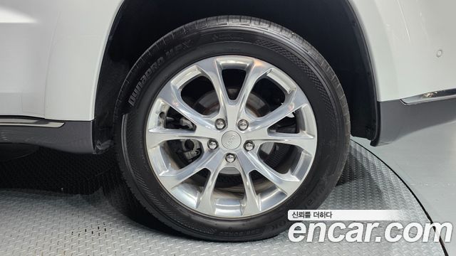 Jeep Grand Cherokee 3.6 Summit WK2 2020 — фото 21