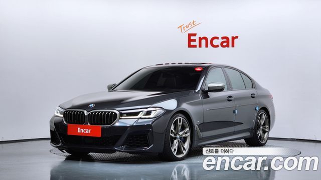 BMW 5 Series (G30) M550i xDrive 2022 — фото 4