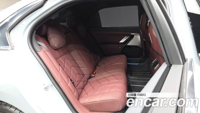 BMW 7 Series (G70) 740d xDrive M Sport 2026 — фото 12