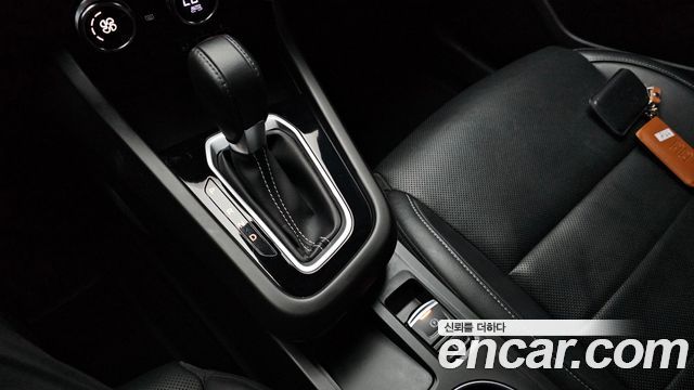 Renault Korea XM3 1.3 TCe RE Signature 2022 — фото 9