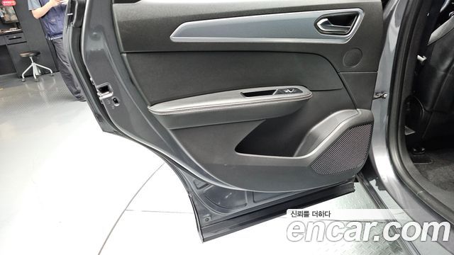 Renault Korea XM3 1.3 TCe RE Signature 2022 — фото 31