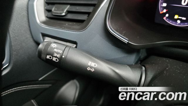 Renault Korea XM3 1.3 TCe RE Signature 2022 — фото 35