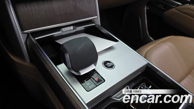 Land Rover Range Rover (V) D350 Autobiography Long Wheel Base 2024 — фото 9