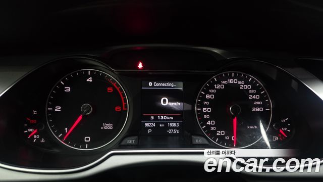 Audi A4 35 TDI Quattro B8 2015 — фото 8