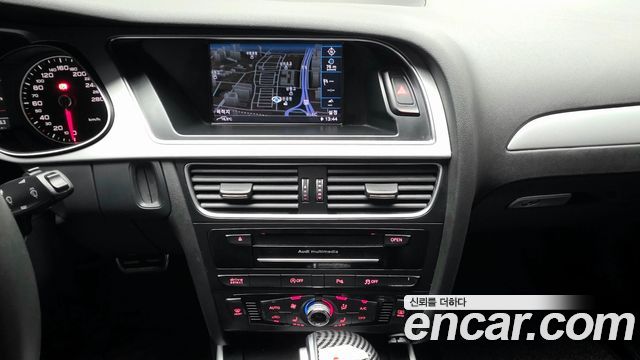 Audi A4 35 TDI Quattro B8 2015 — фото 14