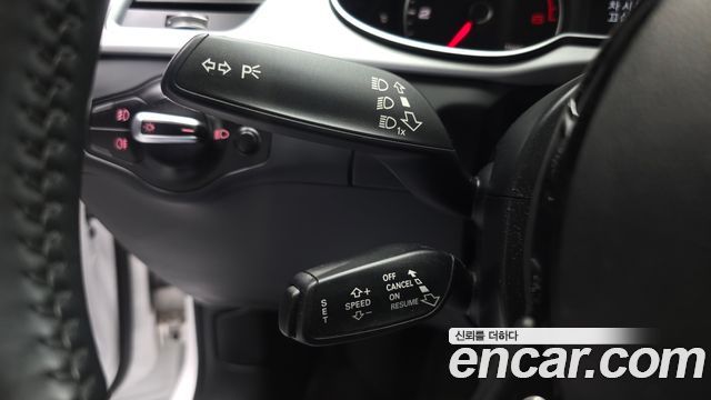 Audi A4 35 TDI Quattro B8 2015 — фото 19
