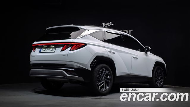 Hyundai Tucson (NX4) Gasoline 1.6 Turbo 4WD Premium 2024 — фото 2