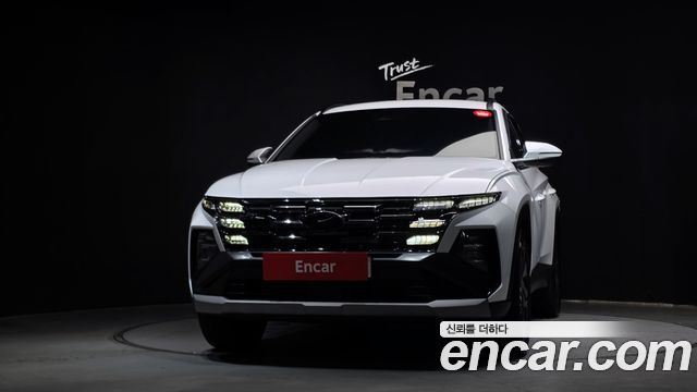 Hyundai Tucson (NX4) Gasoline 1.6 Turbo 4WD Premium 2024 — фото 3