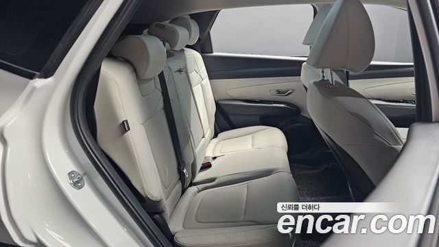 Hyundai Tucson (NX4) Gasoline 1.6 Turbo 4WD Premium 2024 — фото 11