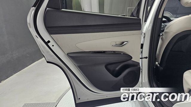 Hyundai Tucson (NX4) Gasoline 1.6 Turbo 4WD Premium 2024 — фото 25
