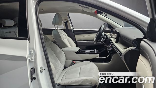 Hyundai Tucson (NX4) Gasoline 1.6 Turbo 4WD Premium 2024 — фото 26